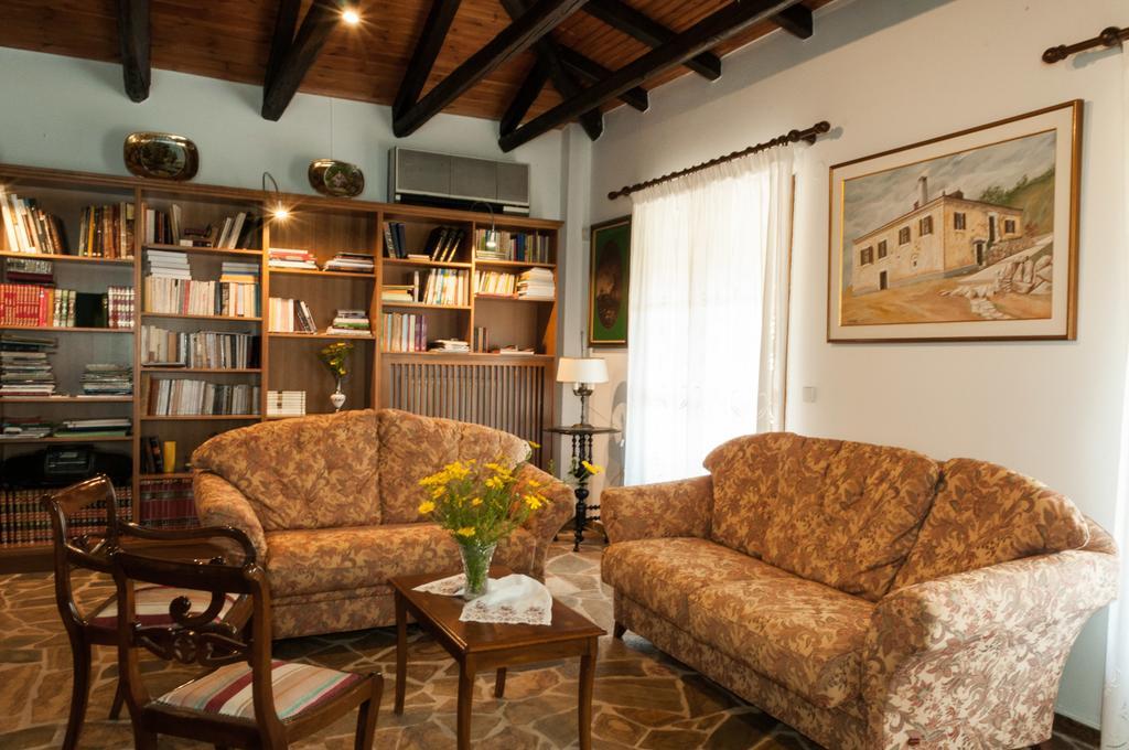 Pontinos Villa Míloi Rum bild