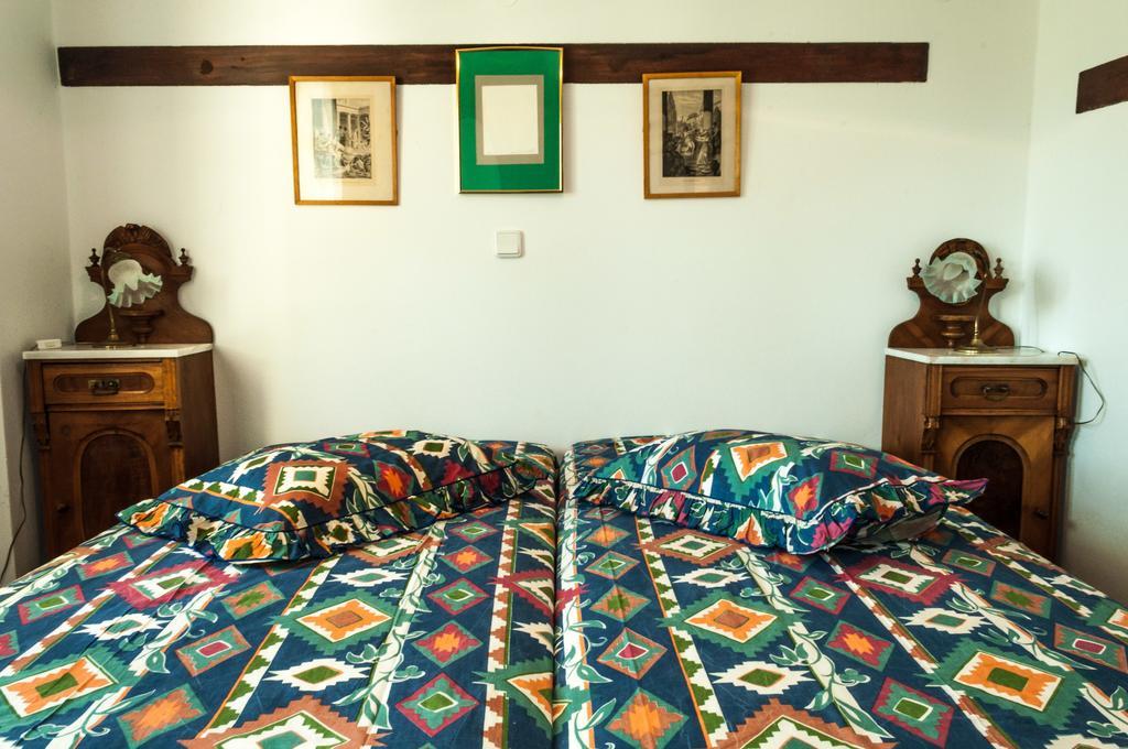 Pontinos Villa Míloi Rum bild