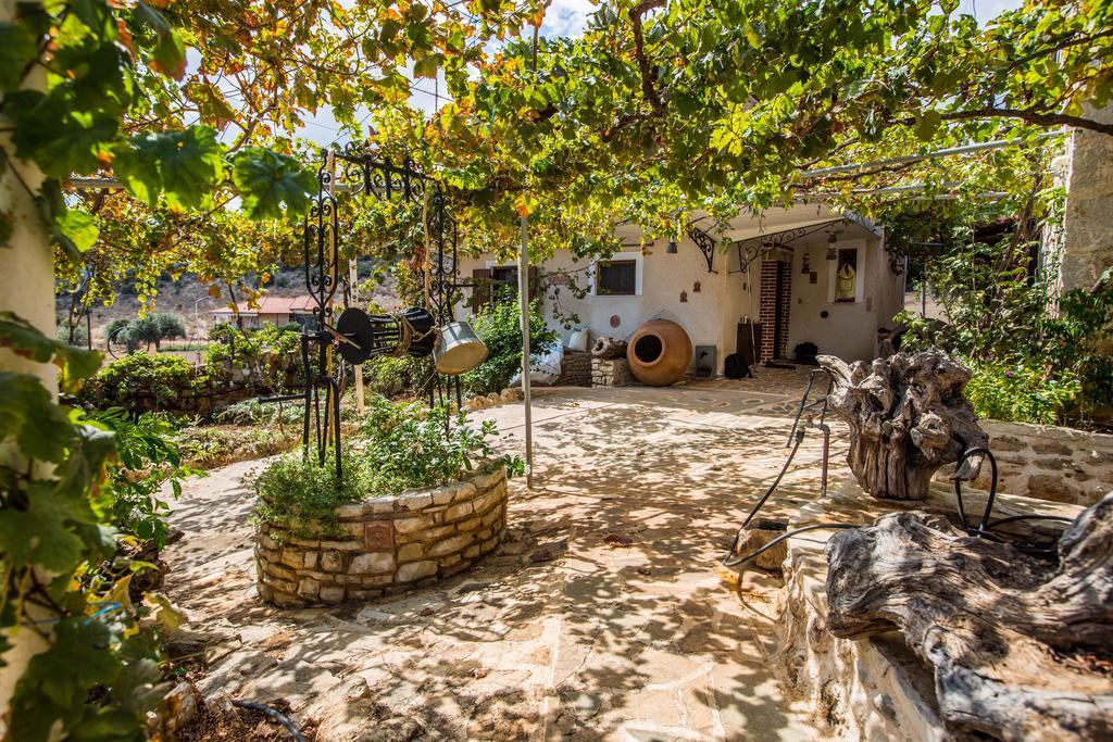 Pontinos Villa Míloi Rum bild