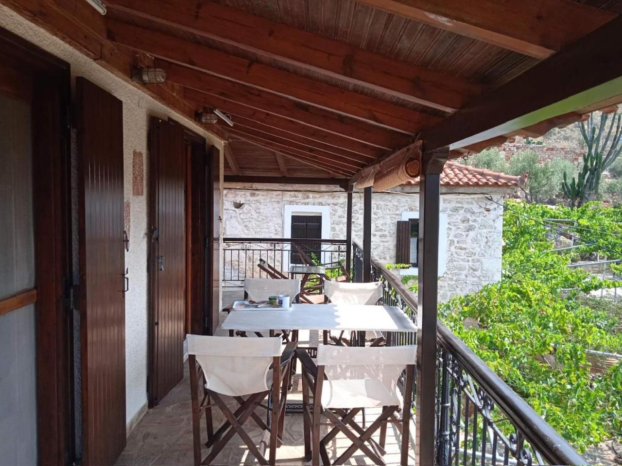 Pontinos Villa Míloi Exteriör bild