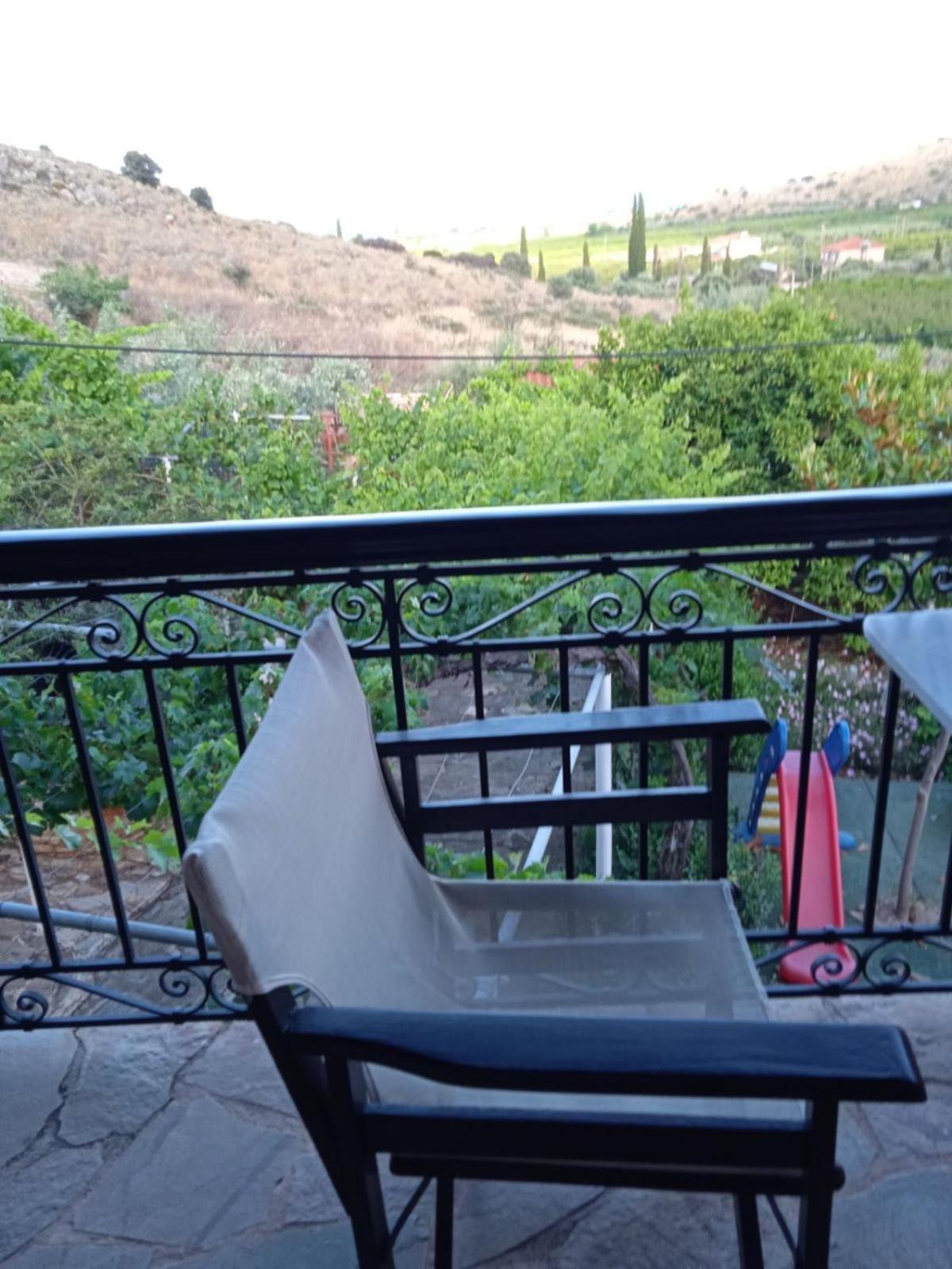 Pontinos Villa Míloi Exteriör bild
